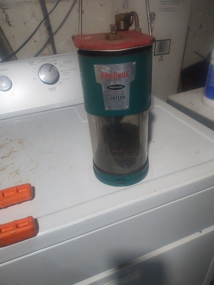 1960s Era Bernzomatic Propane Lantern Dual Beam 40$