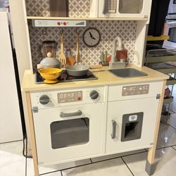 Play Kitchen set with water tap.